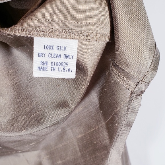 Connie Roberson Silk Blouse Med gold holiday - Picture 4 of 6